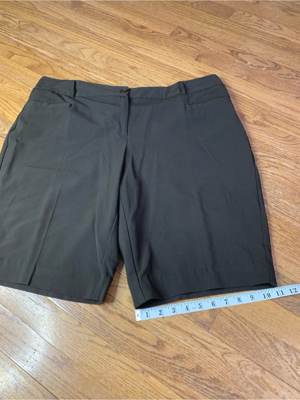 Courtenay Dark Olive Brown Dress Shorts Size 18W - Picture 7 of 8